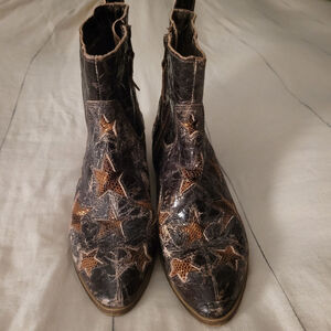 Sheridan Mia Starr Sz. 39 Crinkle Finish Bootie Boots Mid Brown Leather